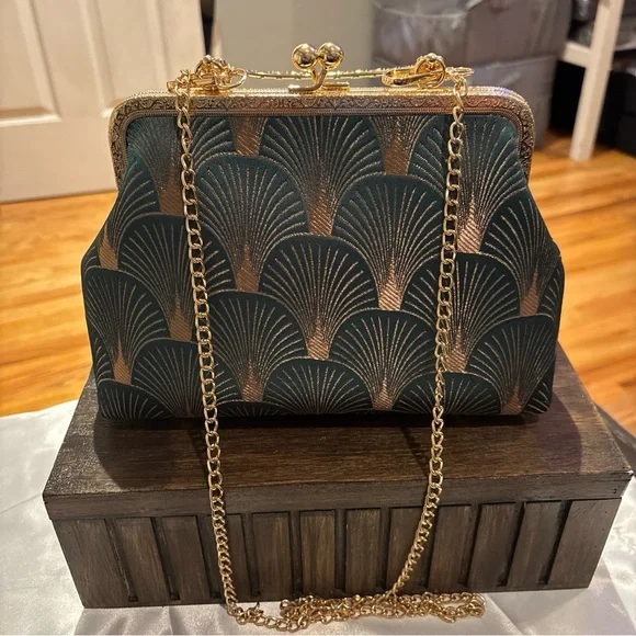Source Unknown Gold and Black Art Deco Clutch - Picture 3 of 13